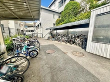 【神奈川県/横浜市青葉区榎が丘】グランビスタ青葉台 駐輪場