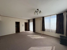 【神奈川県/川崎市宮前区土橋】東急ドエル宮前平ビレジ B棟 リビング・ダイニング：【家具調度品は価格に含まれません】