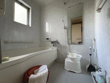 【神奈川県/川崎市宮前区土橋】東急ドエル宮前平ビレジ B棟 浴室：【家具調度品は価格に含まれません】