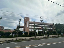 【神奈川県/川崎市宮前区土橋】東急ドエル宮前平ビレジ B棟 宮前区役所（現地より約250m）：
