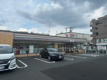 【神奈川県/川崎市宮前区土橋】東急ドエル宮前平ビレジ B棟 セブンイレブン川崎宮前平駅西店（現地より約580m）：