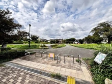 【神奈川県/横浜市旭区中白根】ナイスサンソレイユ横濱鶴ヶ峰 旭台中央公園(現地より約350m):