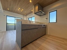 【神奈川県/横浜市港南区日限山】ロワレール日限山 ファースト キッチン