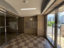 【神奈川県/横浜市港南区日限山】ロワレール日限山 ファースト エントランス