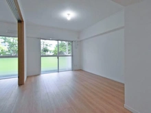 【神奈川県/横浜市青葉区美しが丘】たまプラーザ団地4街区2号棟 リビング・ダイニング