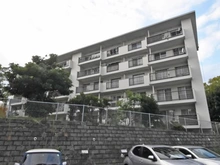 【神奈川県/横浜市青葉区美しが丘】たまプラーザ団地4街区2号棟 外観