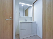 【神奈川県/横浜市青葉区美しが丘】たまプラーザ団地4街区2号棟 洗面所