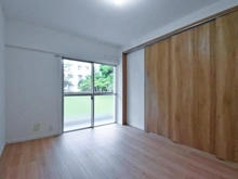 【神奈川県/横浜市青葉区美しが丘】たまプラーザ団地4街区2号棟 洋室