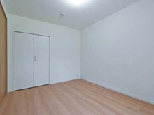 【神奈川県/横浜市青葉区美しが丘】たまプラーザ団地4街区2号棟 洋室