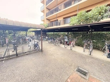 【神奈川県/横浜市都筑区南山田】エステガーデンセンター北サウススクエア 駐輪場