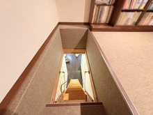 【神奈川県/横浜市都筑区大棚西】フォレストパーク四季彩の丘 D棟 階段