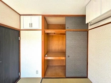 【神奈川県/横浜市青葉区千草台】藤が丘スカイマンション 押入