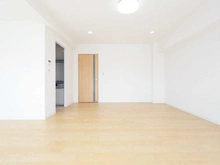 【神奈川県/川崎市麻生区金程】コスモ新百合ヶ丘 リビング・ダイニング