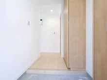 【神奈川県/川崎市麻生区金程】コスモ新百合ヶ丘 廊下