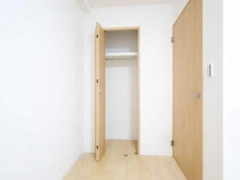 【神奈川県/川崎市麻生区金程】コスモ新百合ヶ丘 洋室