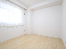 【神奈川県/川崎市麻生区金程】コスモ新百合ヶ丘 洋室