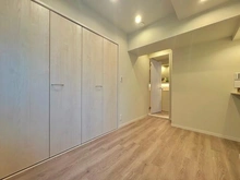 【神奈川県/横浜市西区桜木町】サングレイス横浜駅東 洋室