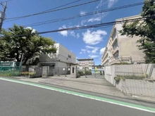 【神奈川県/横浜市青葉区つつじが丘】ヴェルビュ青葉台ブラオ 横浜市立つつじが丘小学校（現地より約700m）