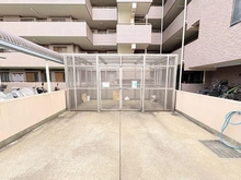 【神奈川県/横浜市緑区東本郷】ヒルズ横浜ガーデンホームズ 敷地内：ゴミ捨て場