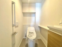 【神奈川県/横浜市青葉区桜台】プロミライズ青葉台パークサイド B-1棟 トイレ