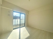 【神奈川県/横浜市青葉区桜台】プロミライズ青葉台パークサイド B-1棟 洋室：約6.0帖