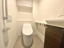 【神奈川県/横浜市青葉区桜台】プロミライズ青葉台パークサイド B-1棟 トイレ