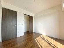 【神奈川県/横浜市青葉区桜台】プロミライズ青葉台パークサイド B-1棟 洋室：約6.0帖