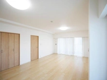 【神奈川県/川崎市多摩区宿河原】アクエージュ多摩川 リビング・ダイニング