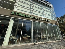 【神奈川県/横浜市西区みなとみらい】みなとみらいミッドスクエア　ザ・タワーレジデンス スタ－バックスコーヒー（現地より約80m）