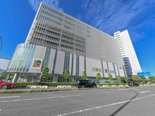 【神奈川県/横浜市西区みなとみらい】みなとみらいミッドスクエア　ザ・タワーレジデンス  オーケーストアみなとみらい店（現地より約650m）