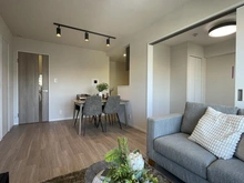 【神奈川県/横浜市緑区十日市場町】ミオカステーロ十日市場ステッサ リビング・ダイニング