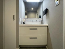 【神奈川県/横浜市緑区十日市場町】ミオカステーロ十日市場ステッサ 洗面所