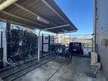 【神奈川県/横浜市緑区十日市場町】ミオカステーロ十日市場ステッサ 駐輪場