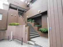 【神奈川県/横浜市保土ケ谷区月見台】クレドール保土ヶ谷月見台 エントランス