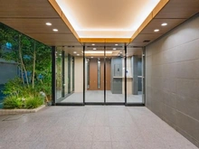 【東京都/文京区小石川】ブランズ文京小石川レジデンス エントランス