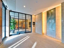 【東京都/世田谷区瀬田】プラウド瀬田一丁目 エントランス