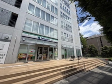 【東京都/文京区関口】ヒルズ目白台 ファミリーマート 文京目白台3丁目店（現地より約330m）