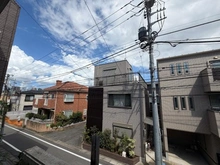 【東京都/豊島区目白】目白4・23・15 眺望：洋室7帖のバルコニーから