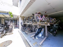【東京都/文京区千石】ディアナコート文京千石 駐輪場