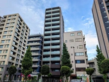 【東京都/文京区西片】ルジェンテ文京春日 外観：写真中央