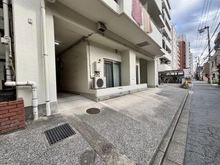 【東京都/文京区音羽】サンビューハイツ音羽 外観：サブエントランス