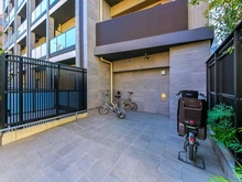 【東京都/文京区小石川】オープンレジデンシア小石川播磨坂 駐輪場