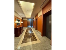 【東京都/渋谷区恵比寿】グランドメゾン恵比寿の杜 共用部：エレベーターホール