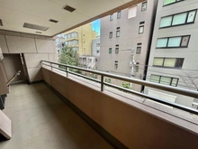 【東京都/渋谷区恵比寿】グランドメゾン恵比寿の杜 バルコニー：北側