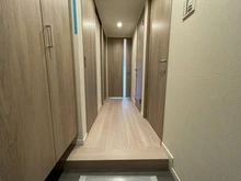 【東京都/世田谷区粕谷】ジェイシティ千歳烏山 玄関