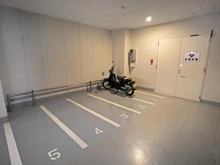 【東京都/港区虎ノ門】ザ・パークハウス愛宕虎ノ門 共用部：バイク置場