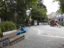 【東京都/目黒区中目黒】ソフィアーレ代官山 代官山公園（現地より約408m）