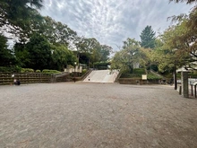 【東京都/目黒区下目黒】パークホームズ目黒アーバンレジデンス 不動公園（現地より約240m）：徒歩3分