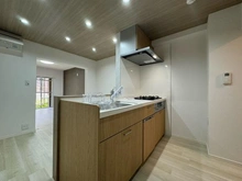 【千葉県/浦安市入船】入船中央エステート 27号棟 キッチン：大規模修繕中