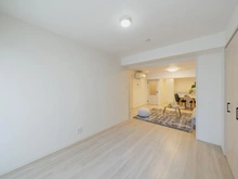 【千葉県/市川市南八幡】トマス本八幡 洋室